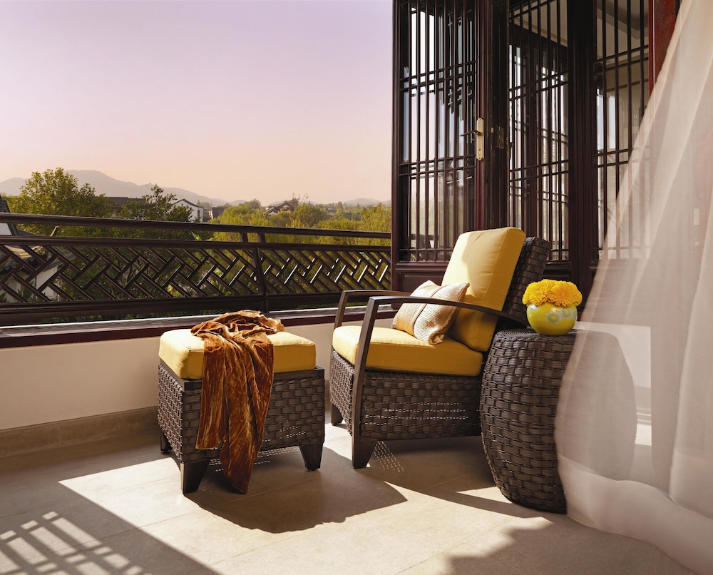 Four Seasons Hotel Hangzhou At West Lake 30/49