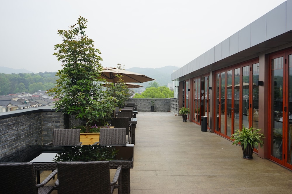 TEA BOUTIQUE HOTEL WEST LAKE 66/70