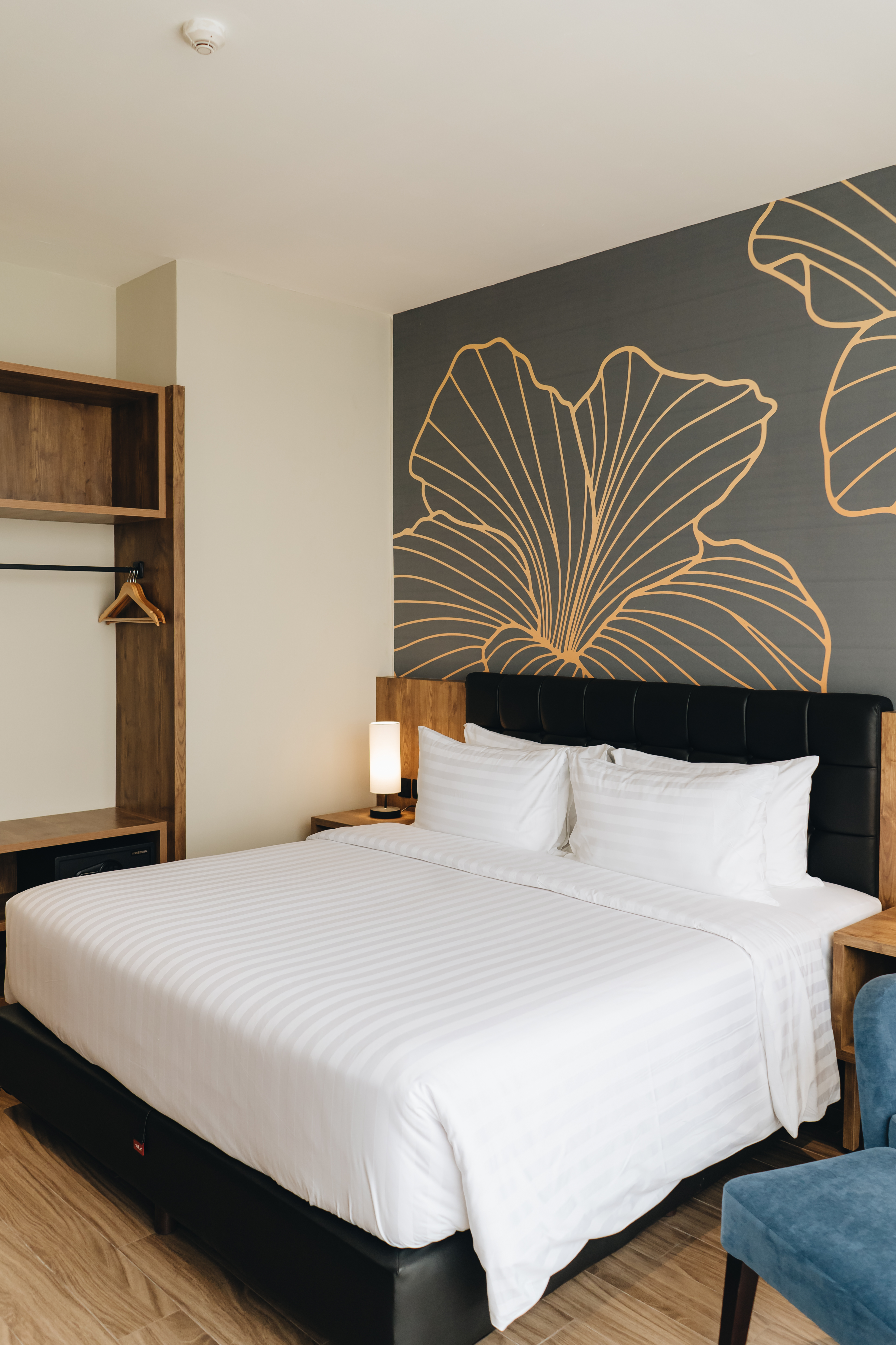 Deluxe, Double Bed