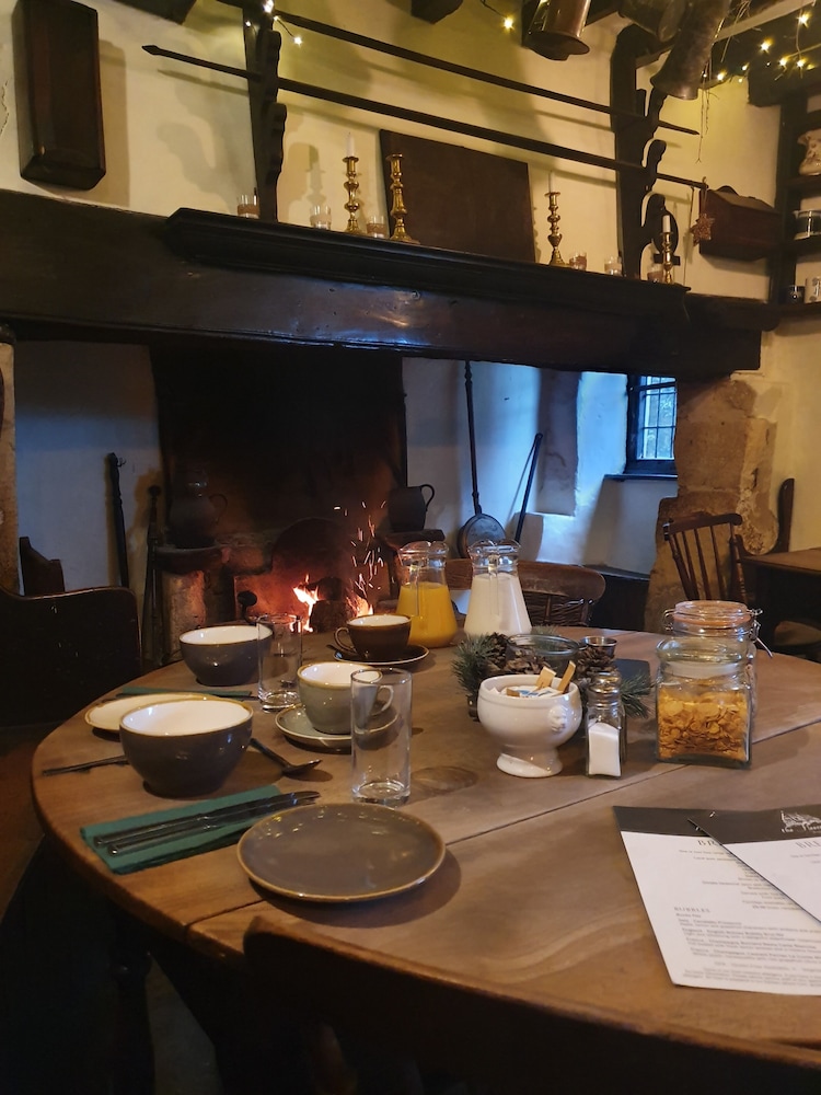 The Fleece Inn 35/50