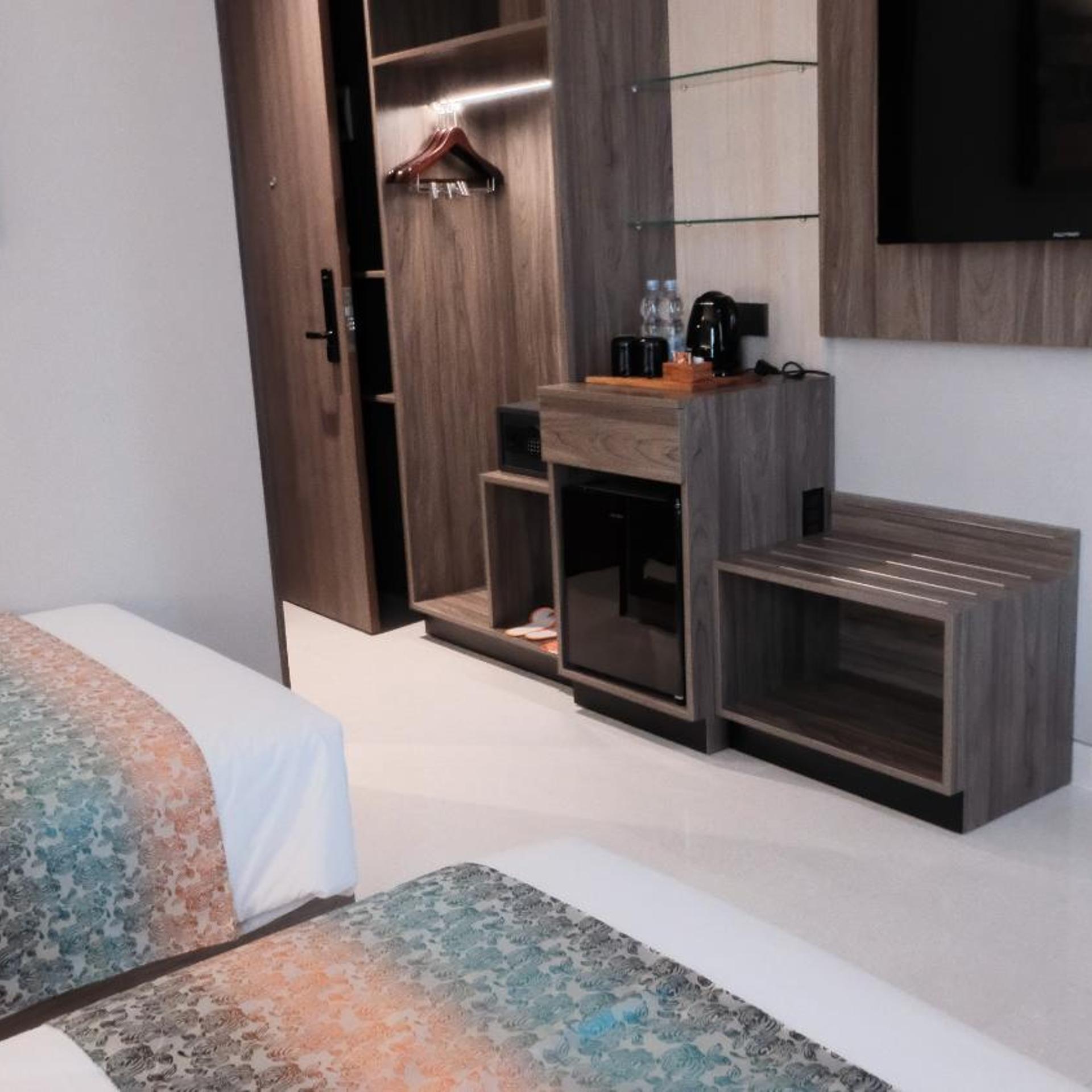 Eno Front One Hotel Semarang 28/46