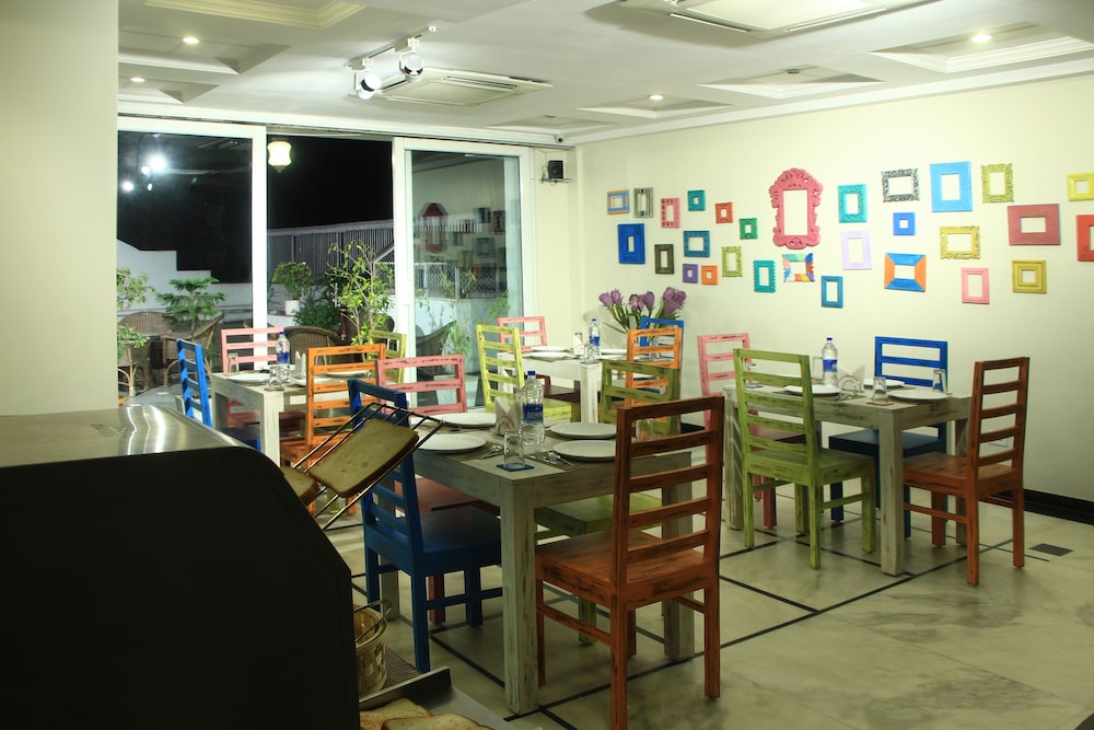 Hotel Sita International 53/65