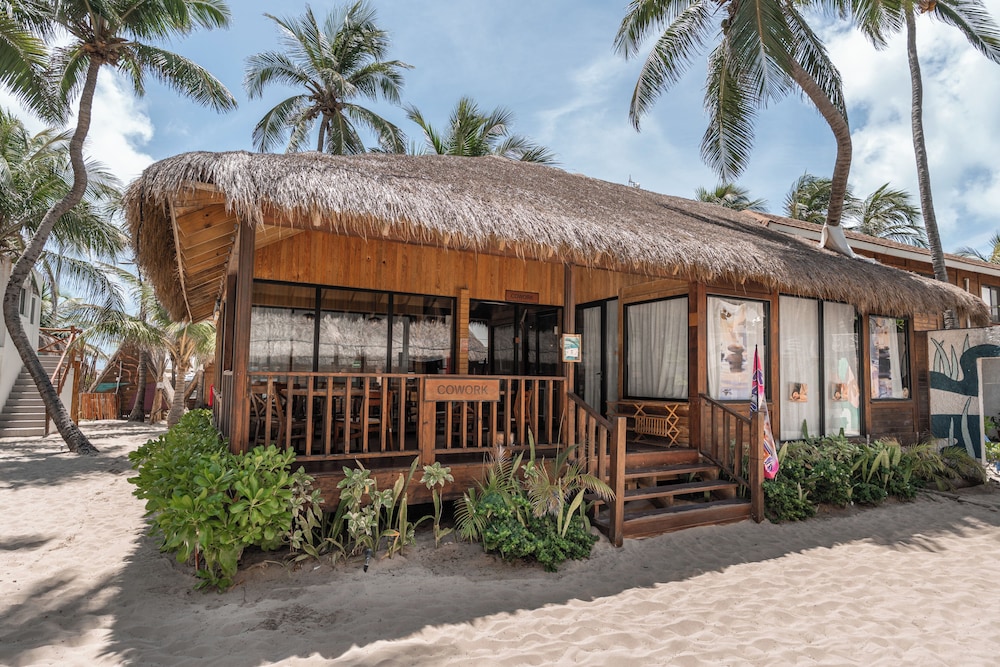 Nilu Isla Mujeres by Selina 2/43
