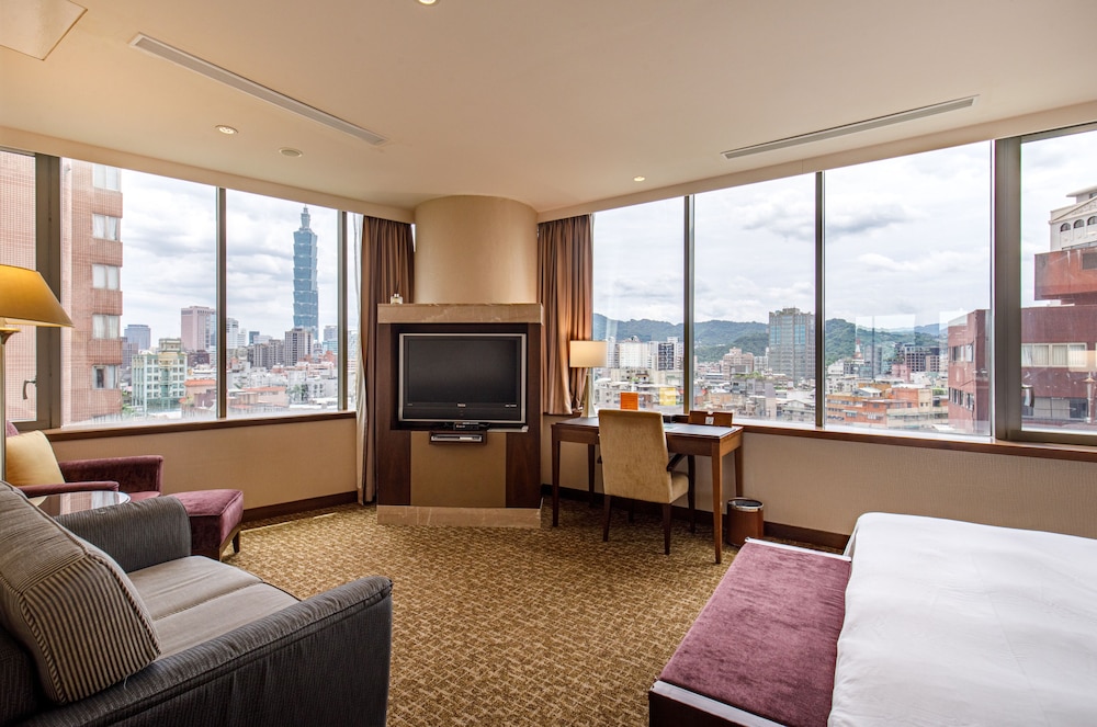 Hd Palace Hotel 25/50