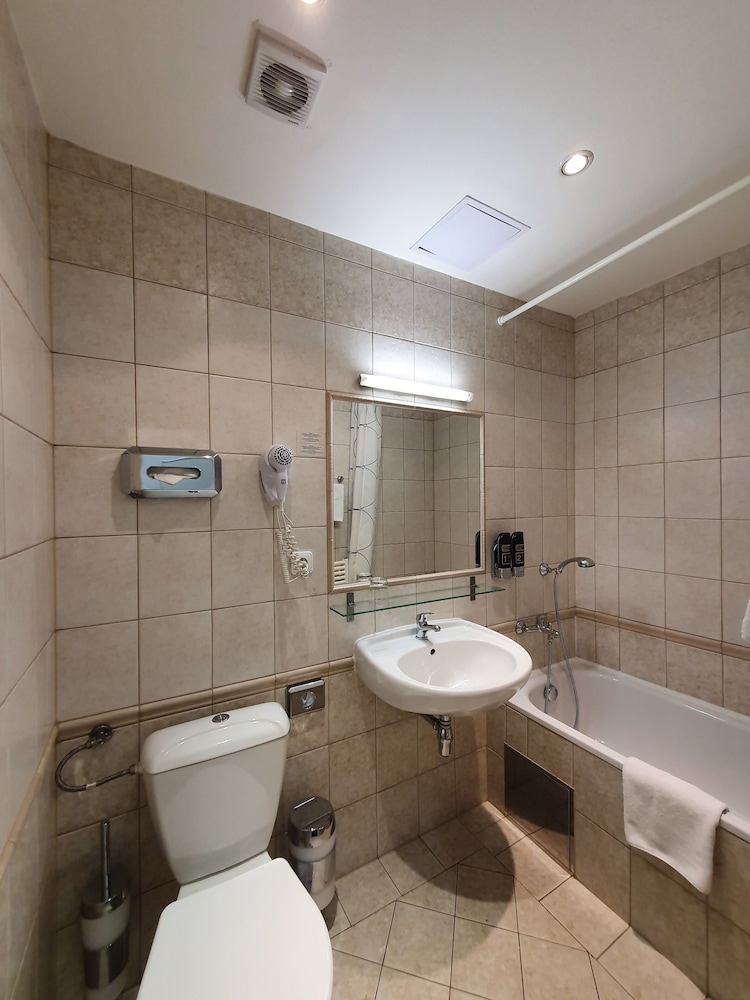 Hotel Machova 43/50