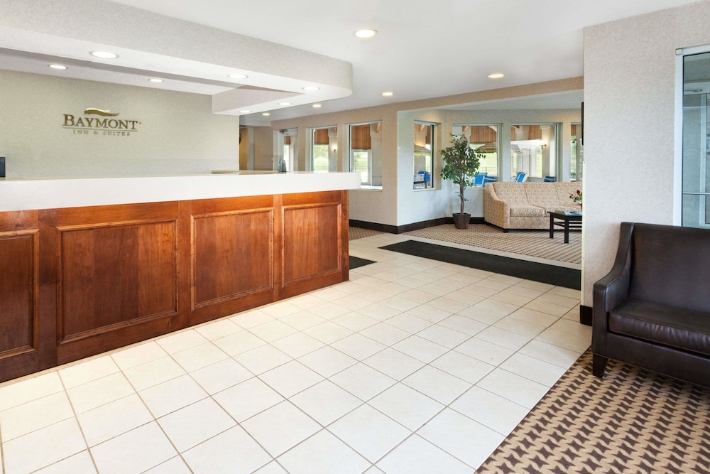 Baymont By Wyndham Howell Brighton 5/29