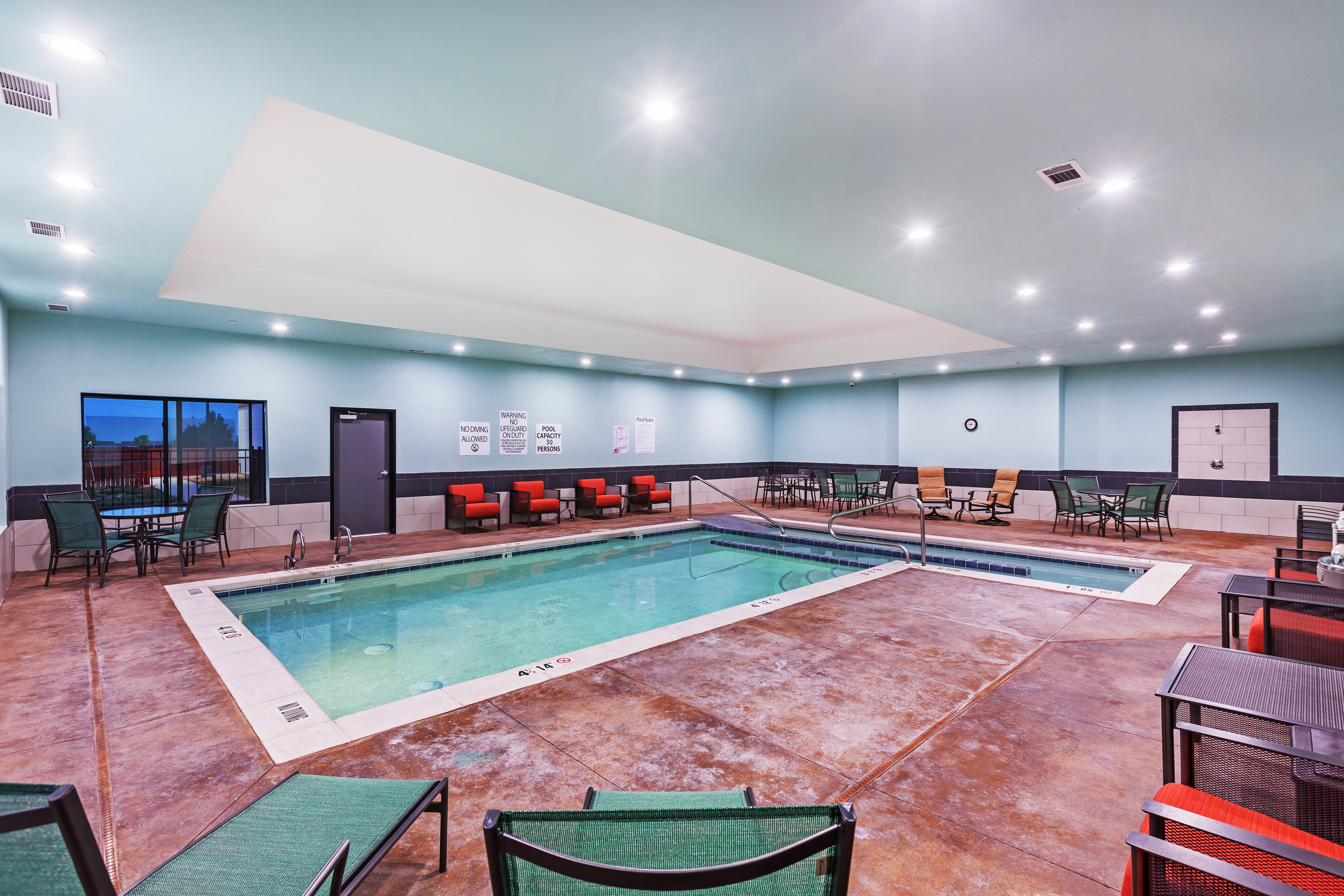 HOLIDAY INN EXPRESS & SUITES PERRYTON 29/50