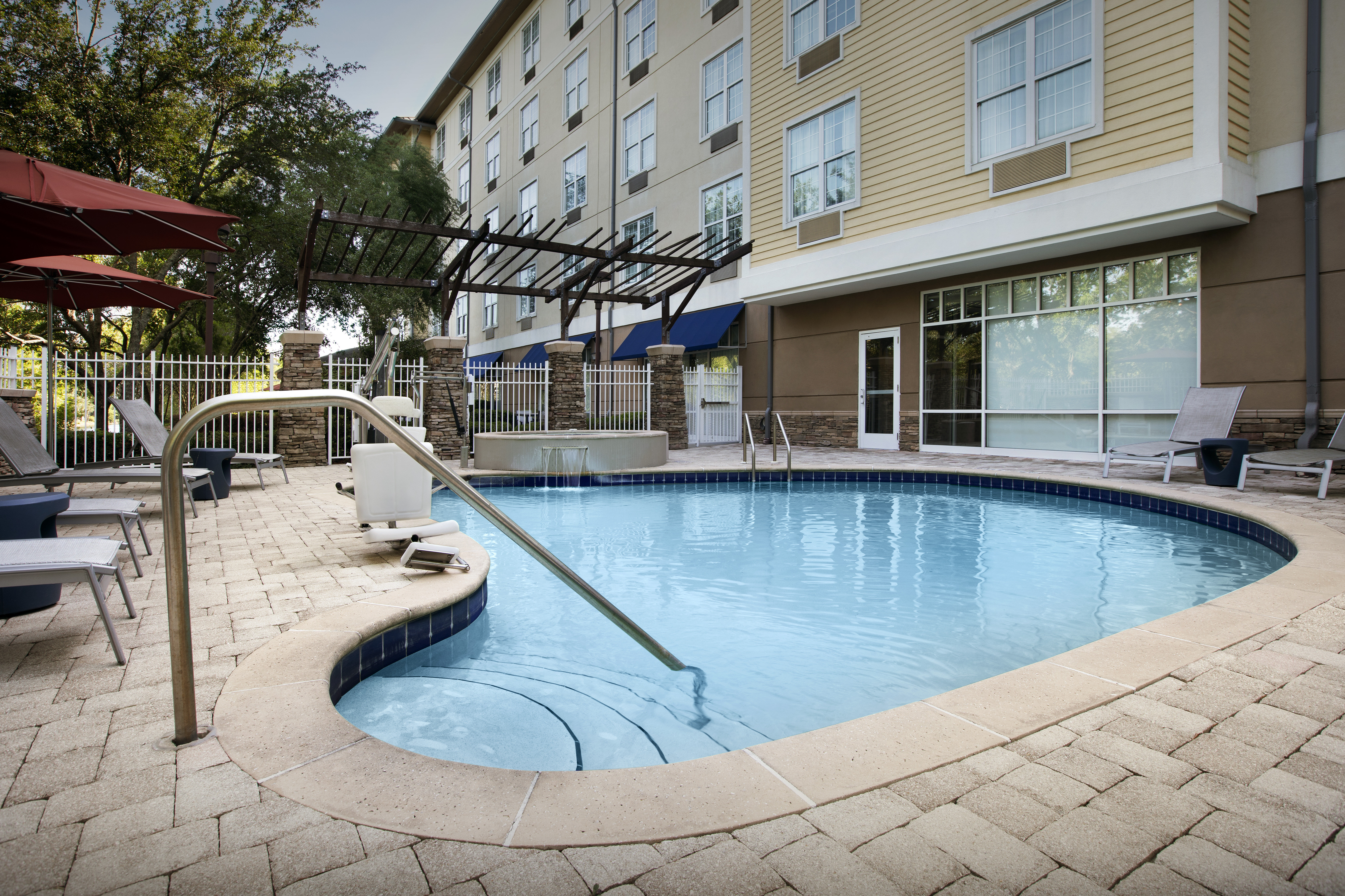 Hotel Indigo Jacksonville Deerwood Park 73/77