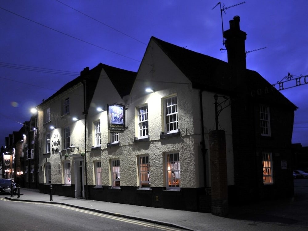 The Coach Hotel 1/34