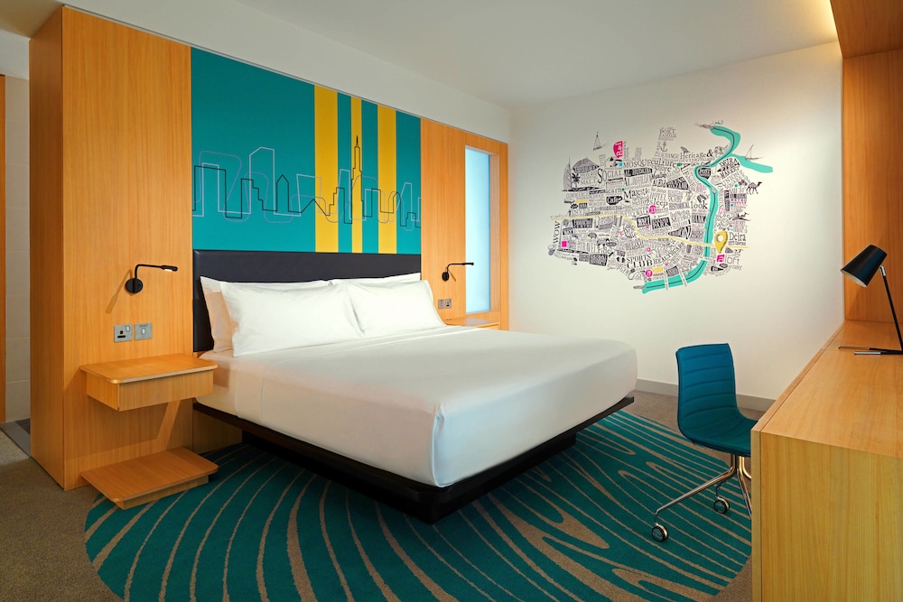 Aloft Dubai Creek 13/63