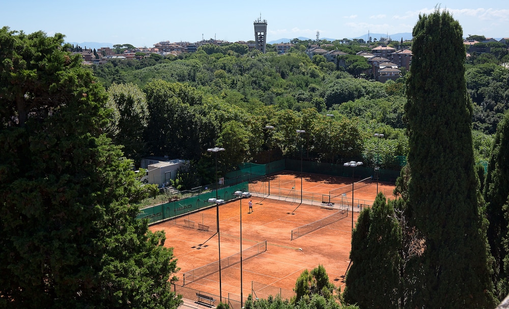 LH Hotel Excel Roma Montemario 24/47