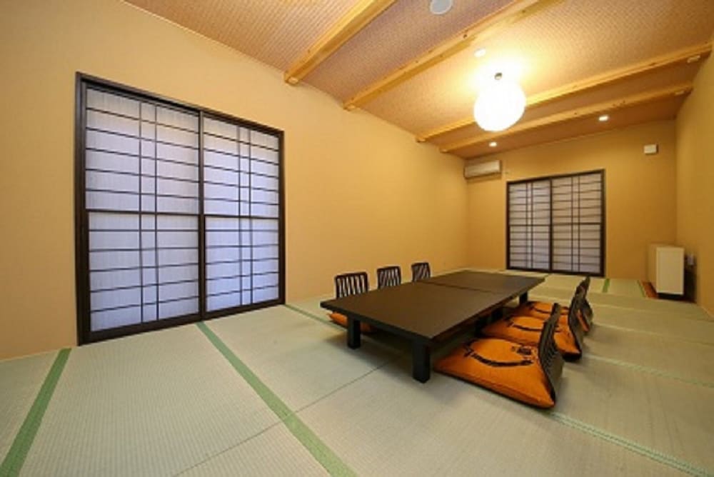 Hotel Housei 23/35