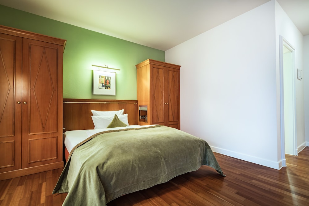 Kleber Post Hotel 14/69