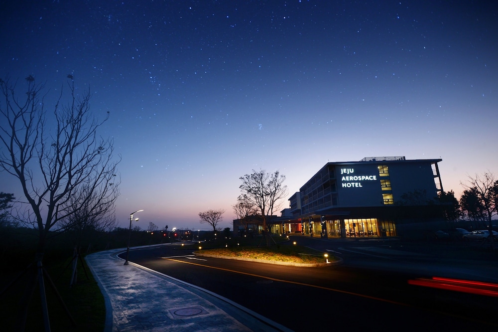 Jeju Aerospace Hotel 4/39
