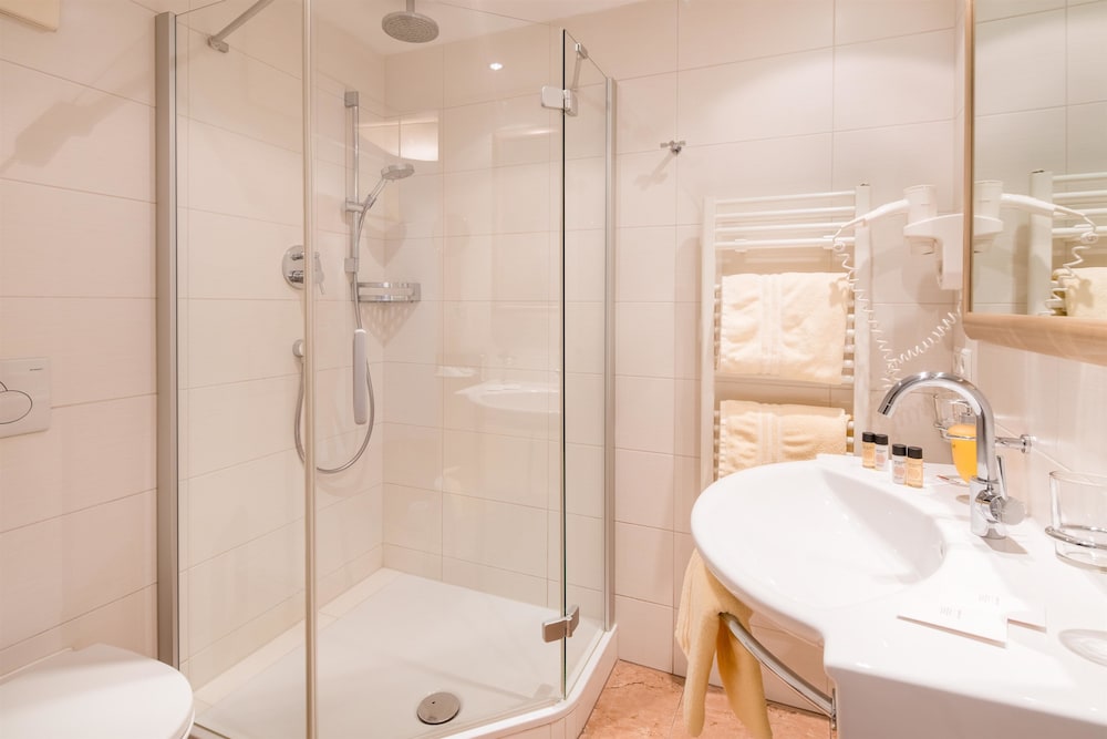 Hotel Goldener Adler, BW Signature Collection 14/63