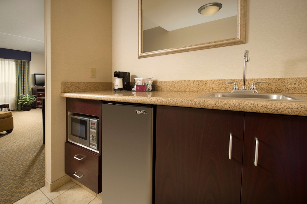 Hampton Inn Syracuse Clay 13/41