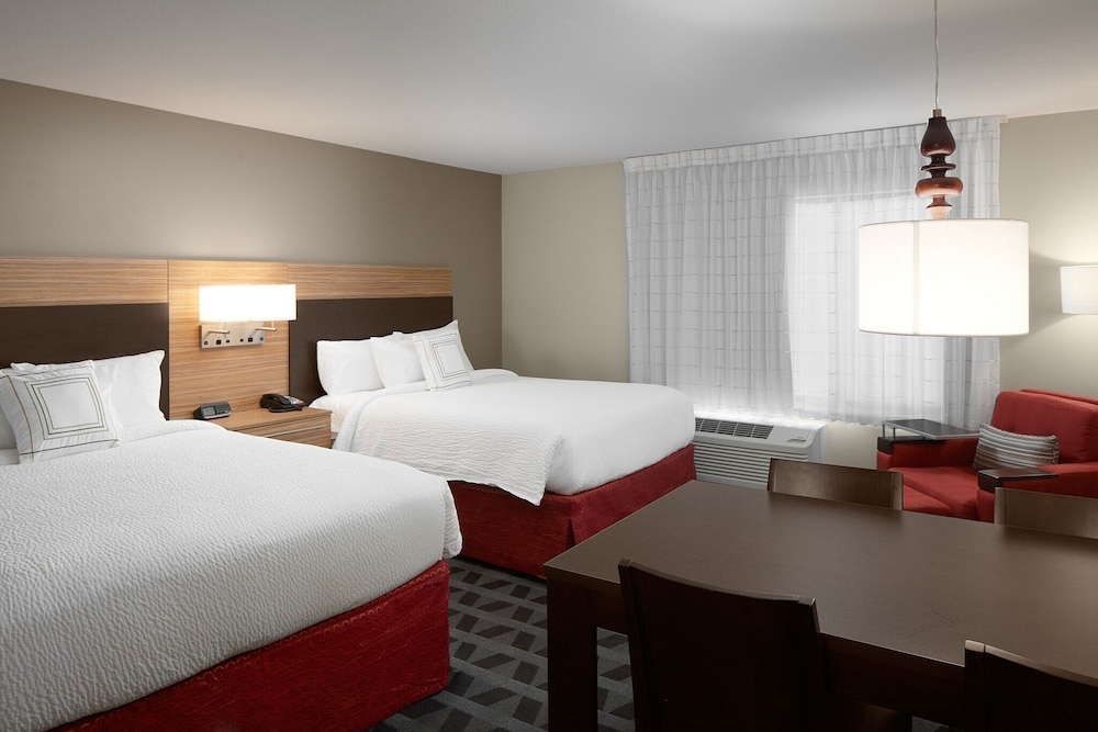 Towneplace Suites by Marriott Danville 4/25