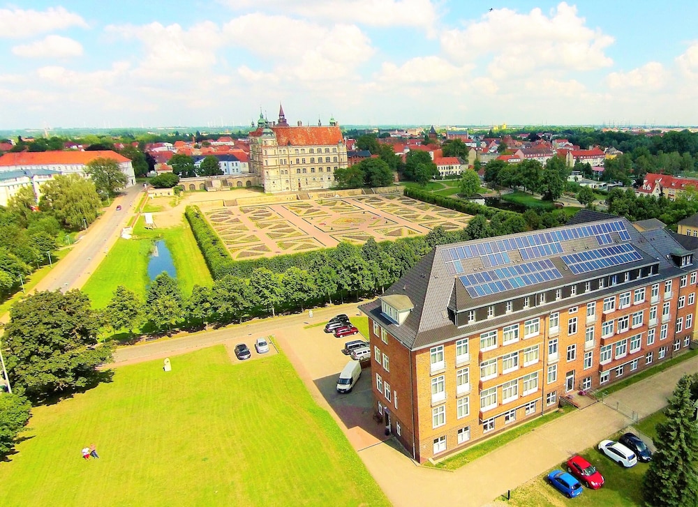 Hotel Am Schlosspark 3/71