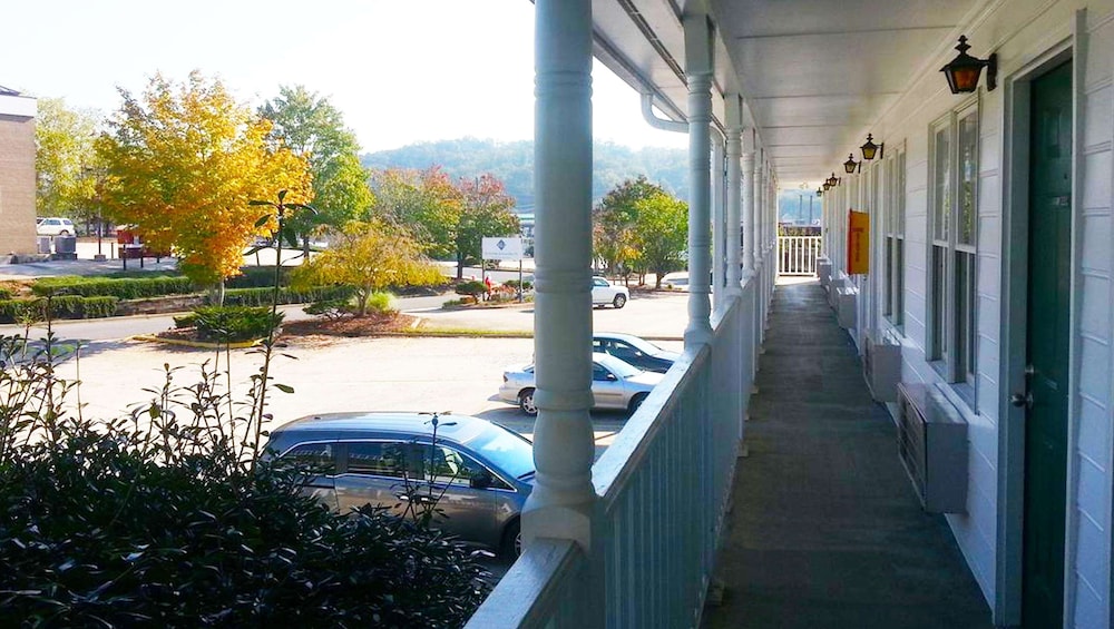 Stratford Motor Inn East Ellijay 31/44