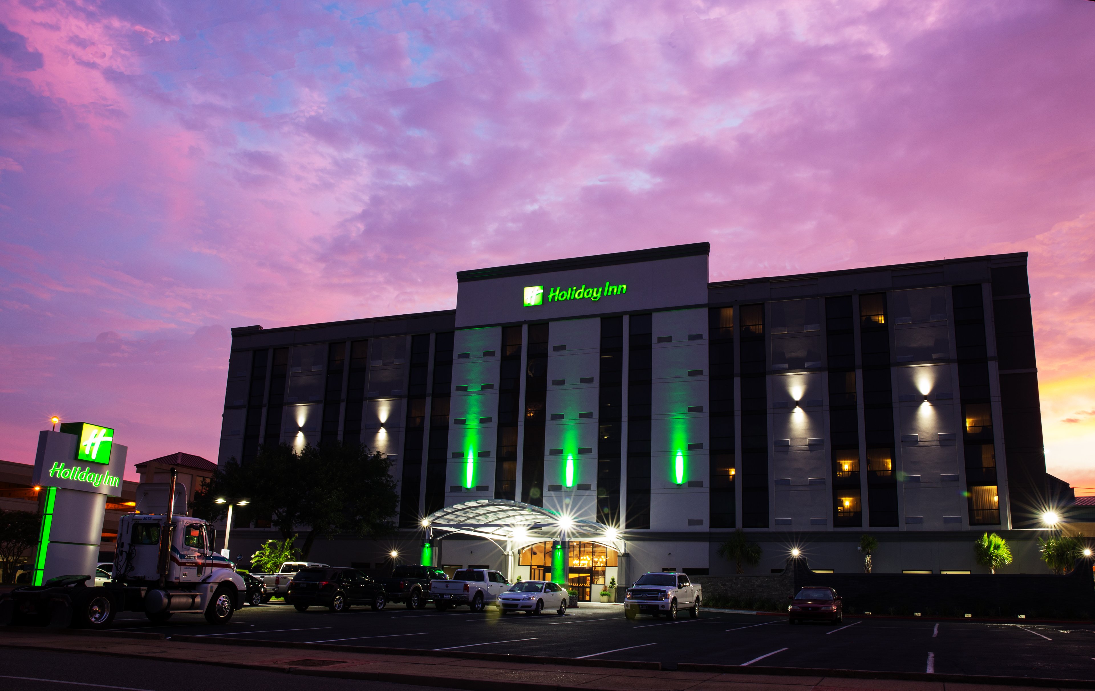 Holiday Inn Alexandria Downtown 2/55