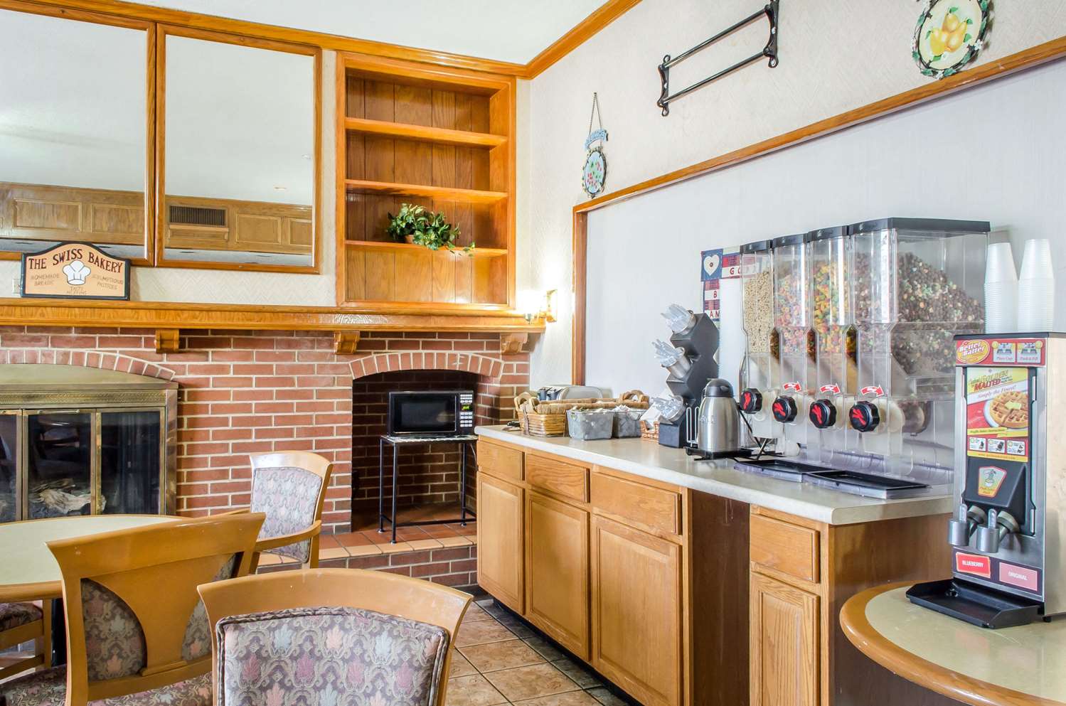 Inn at York 8/40