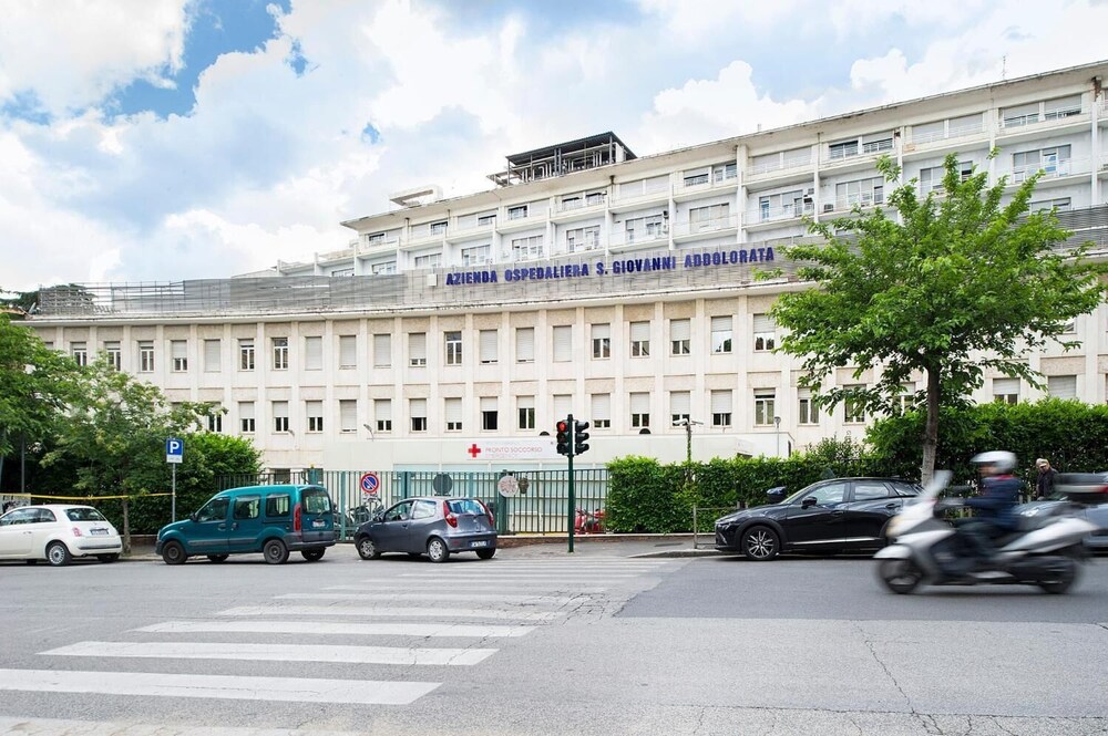 Design Flat for 4 near Colosseum 16/24