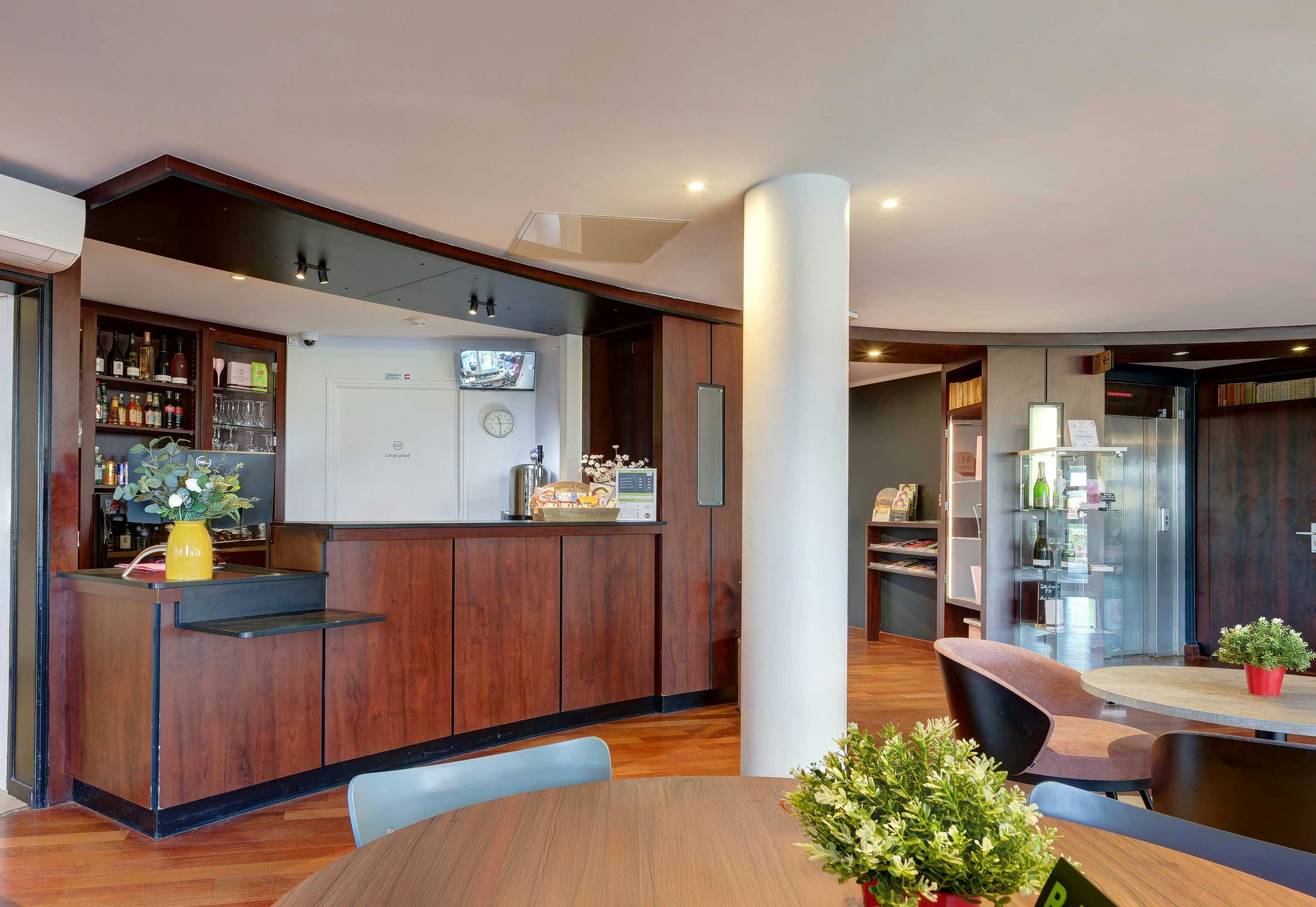 B&B HOTEL Reims Tinqueux 6/23