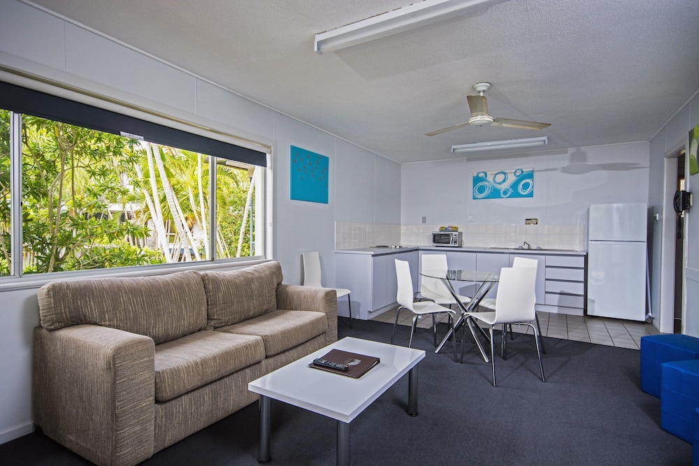 The Beach Motel Hervey Bay 39/72