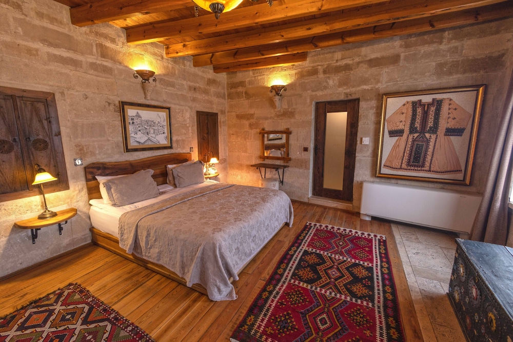 Sultan Cave Suites 29/77