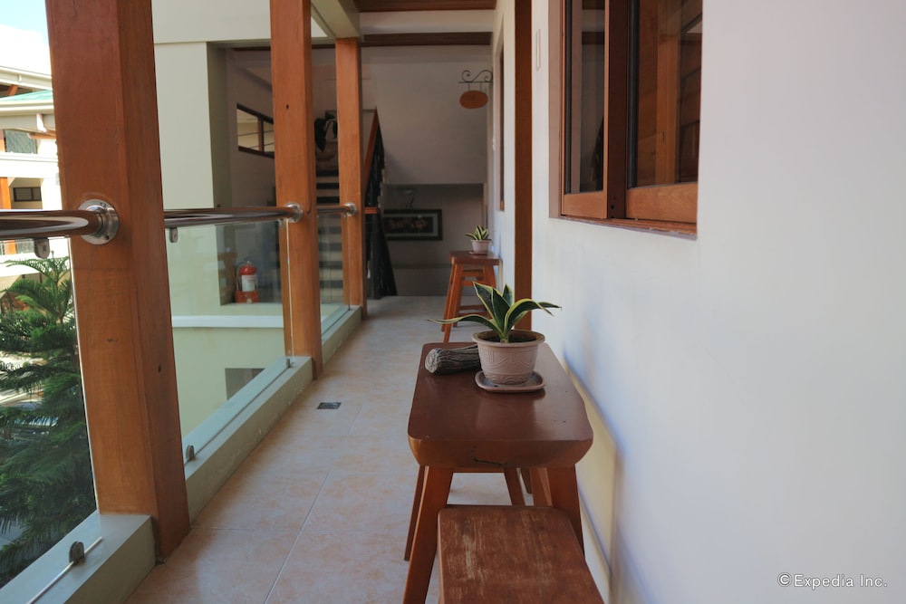 La Esperanza Hotel 30/41