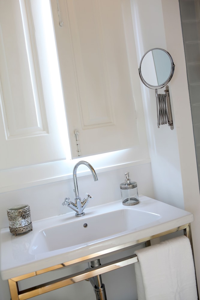 Aguamel Boutique Guest House 34/42