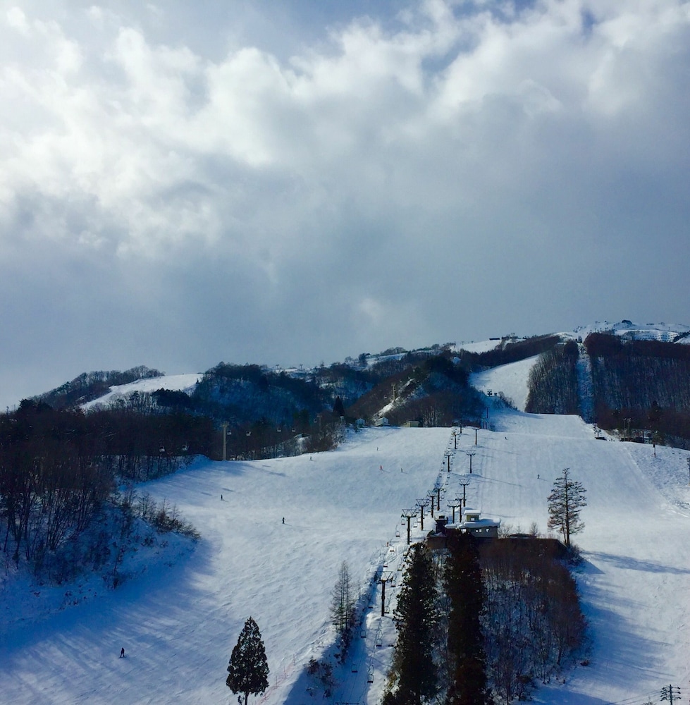 Fuku Chalet 24/36