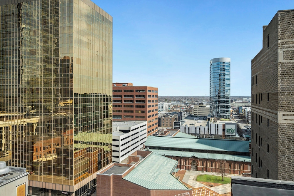 Aloft Indianapolis Downtown 2/36