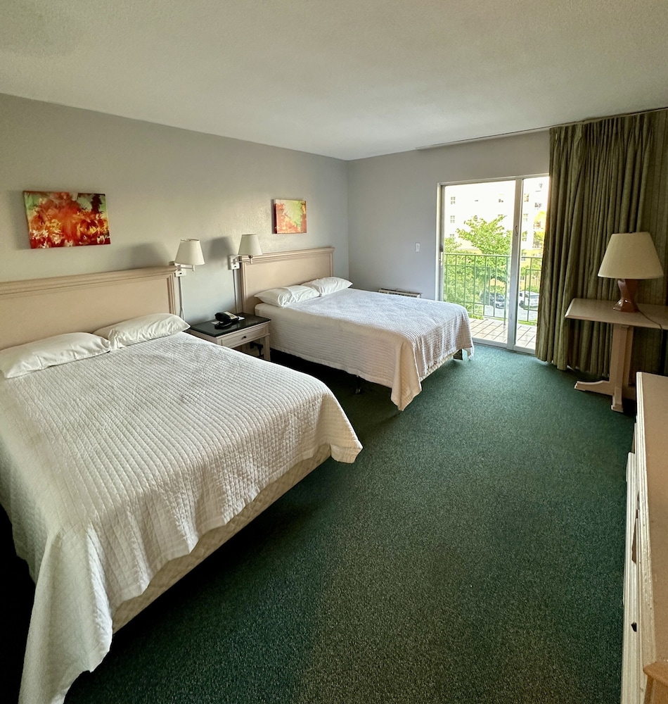 Chateaubleau Hotel 24/61