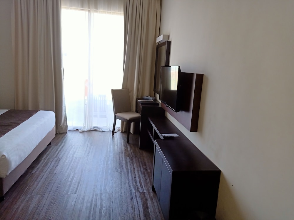 Villea Rompin Resort Golf 13/54