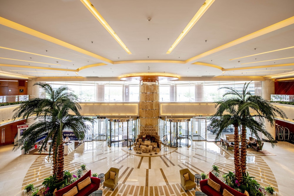 Crowne Plaza Tianjin Binhai Center 15/64