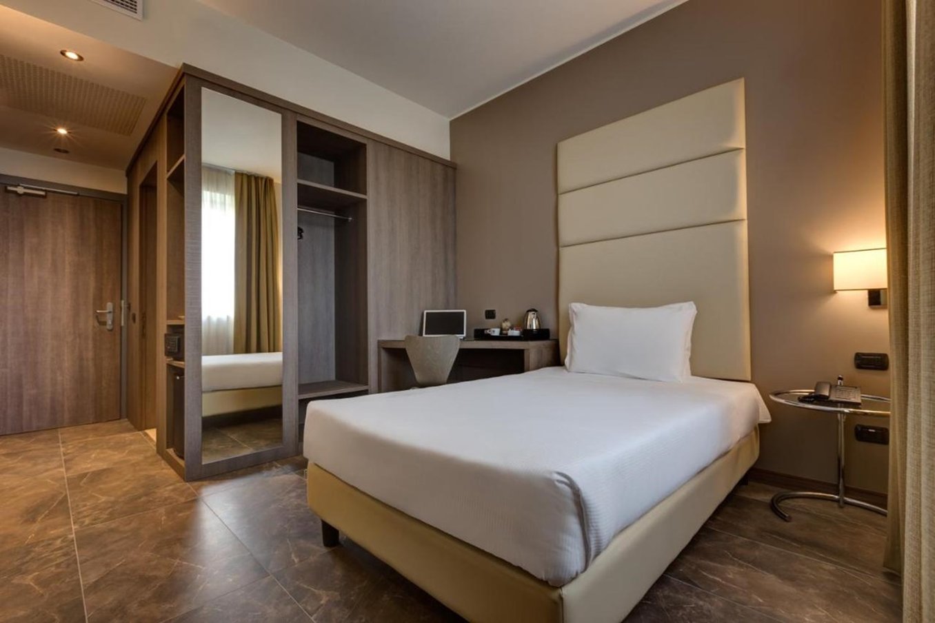 Klima Hotel Milano Fiere 15/48