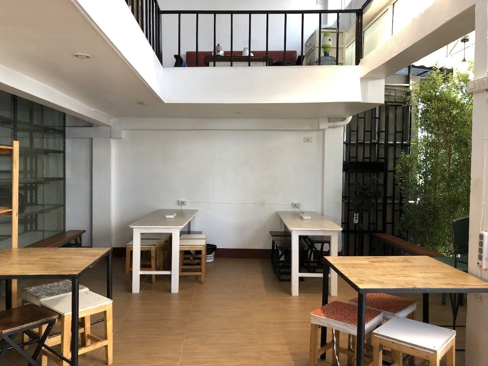 Ploy Hostel 19/34