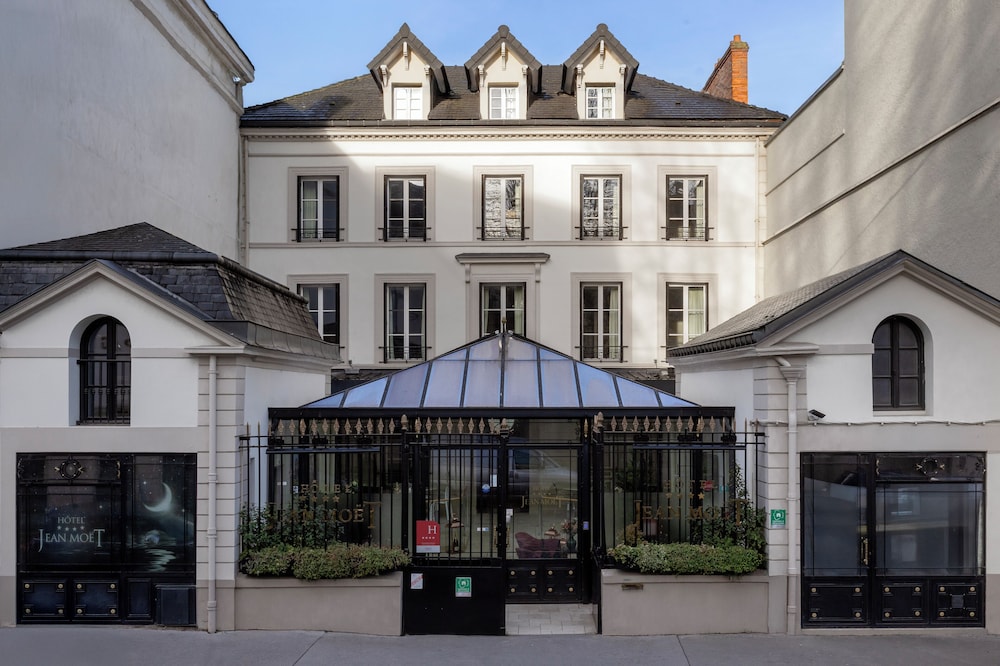 Jean Moat Hatel Spa 2/26