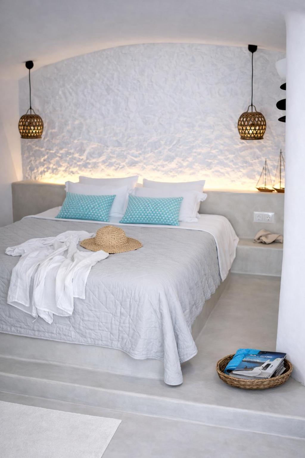 Superior, Double Bed, Partial Sea View