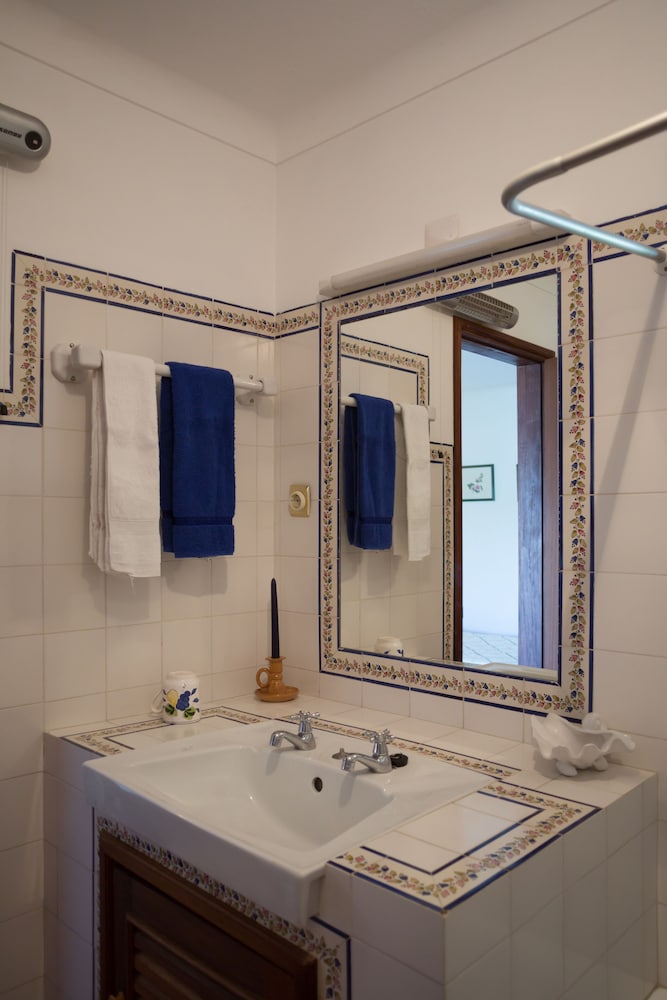 CASA DOS VARAIS 35/37