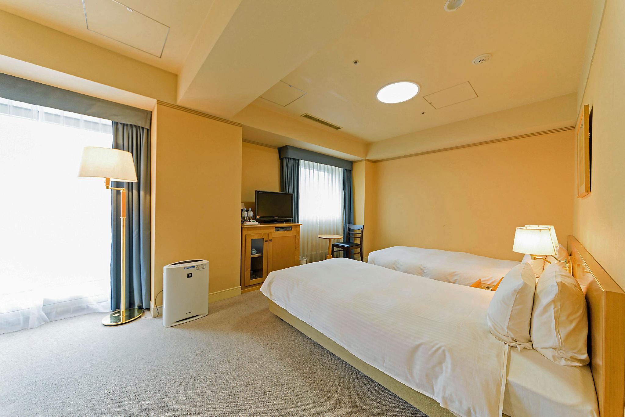 Comfort, Twin Beds