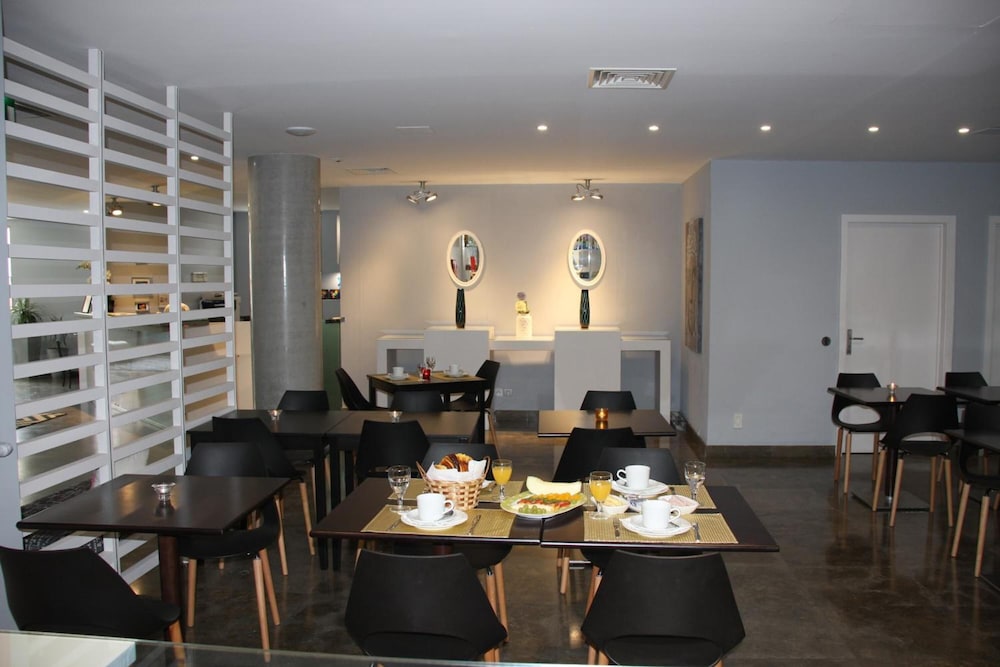 restaurant-cafeteria