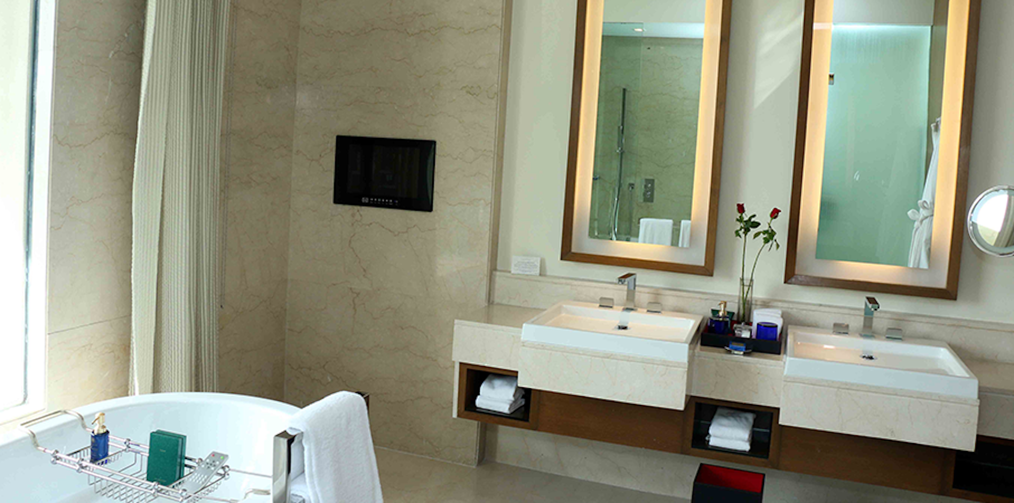 THE OBEROI GURGAON 49/50