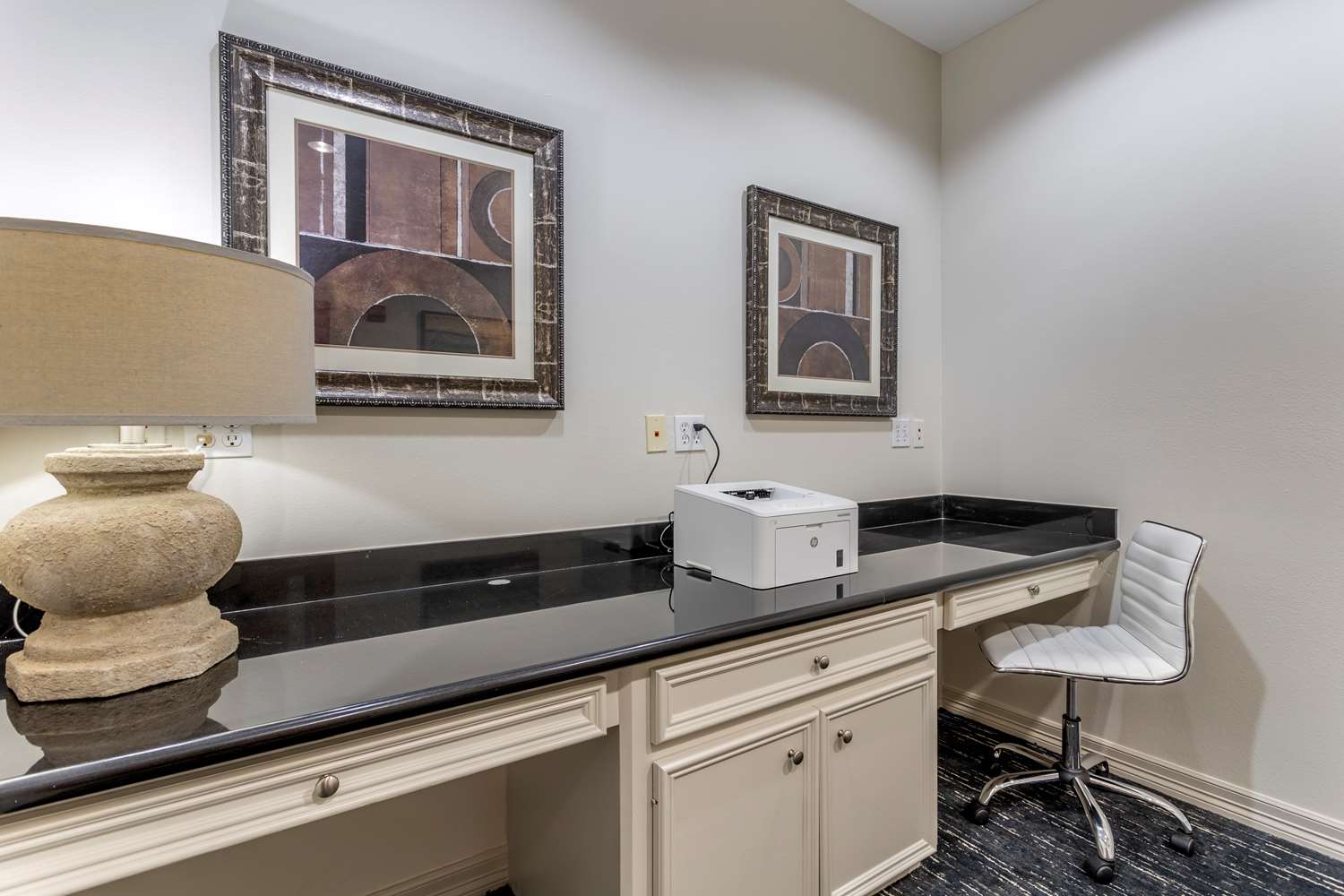 Best Western Sugarland Inn 34/35