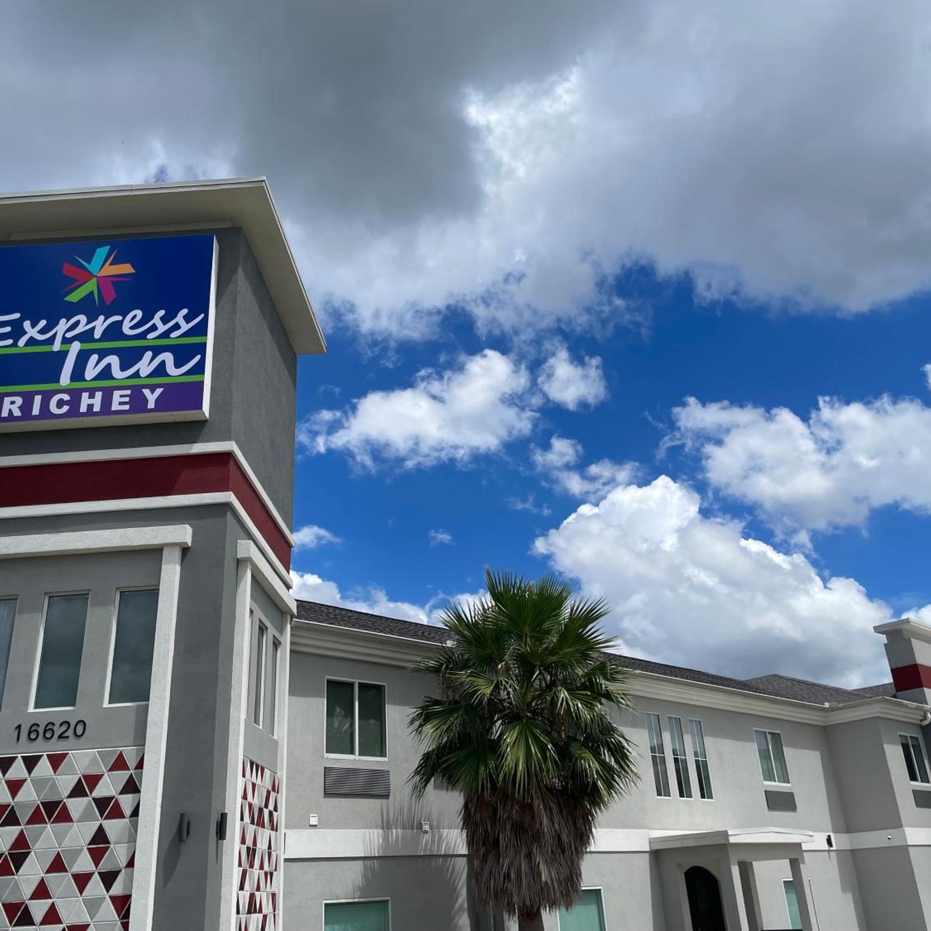 Express Inn - Richey 2/13