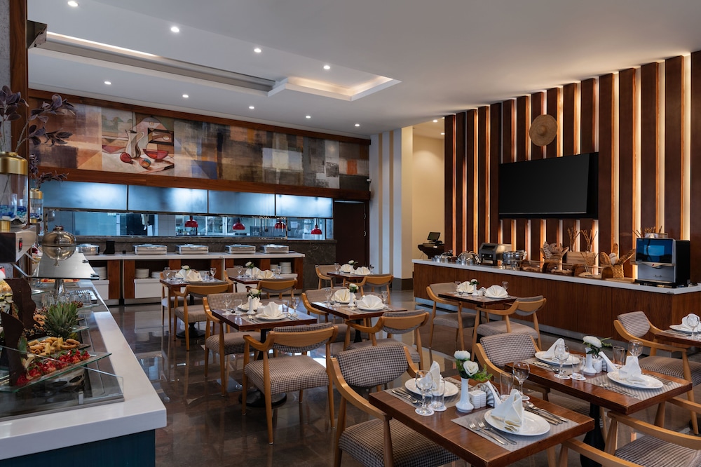 فندق ورويك جدة(Warwick Hotel Jeddah) 60/63