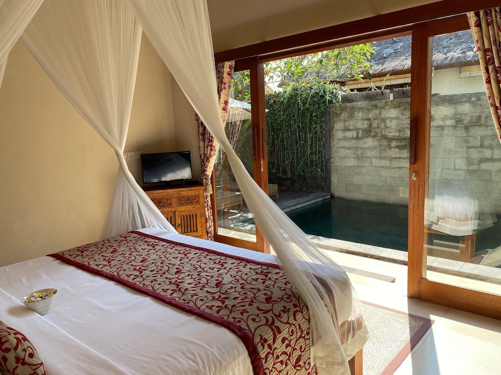 Rumah Dadong 10/50