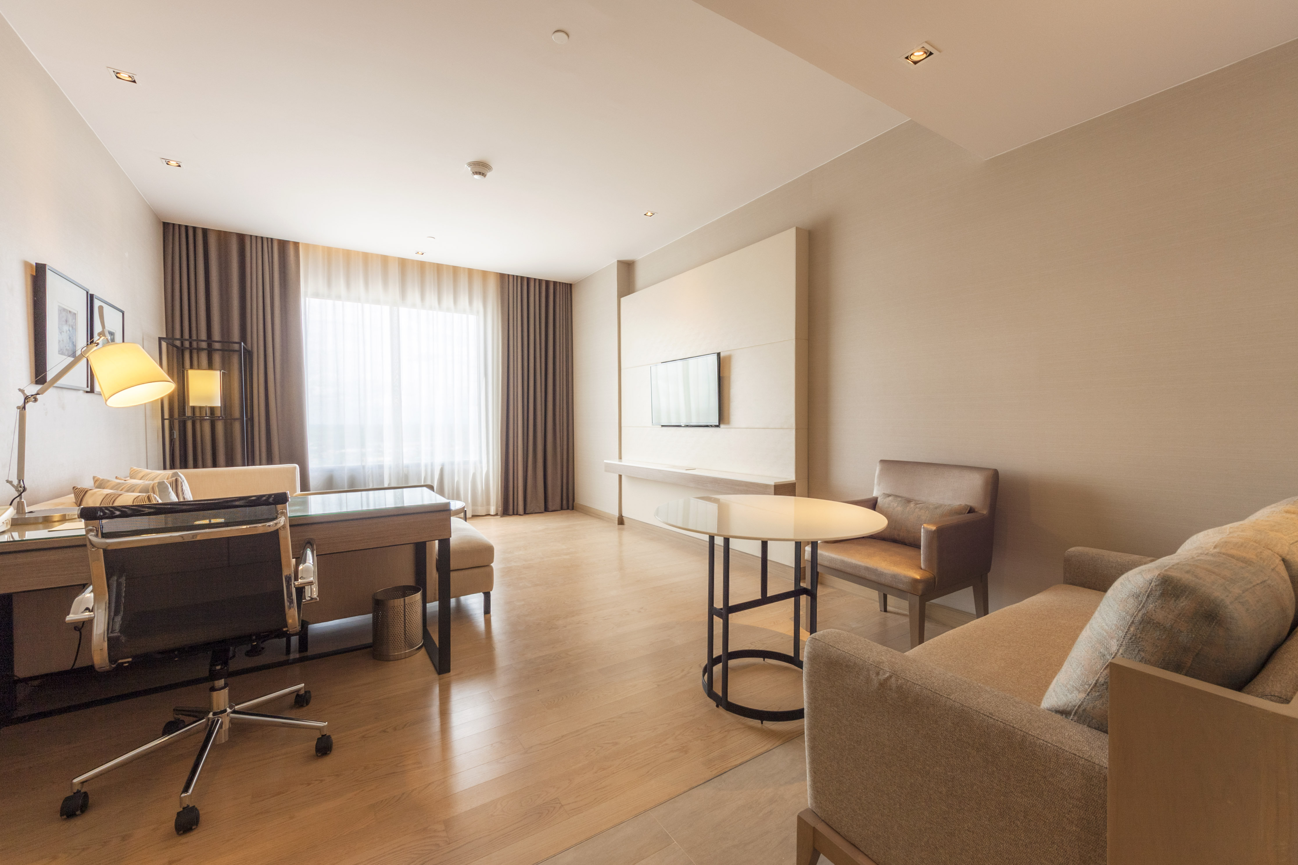 Holiday Inn & Suites Rayong City Centre 54/77