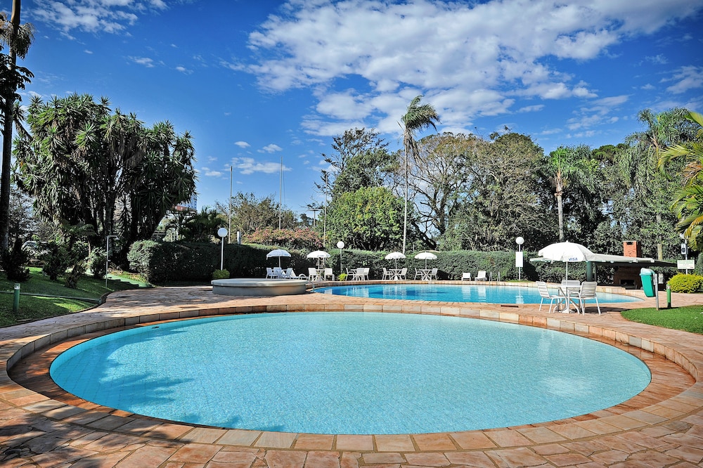 Hotel Deville Express Cascavel 32/50